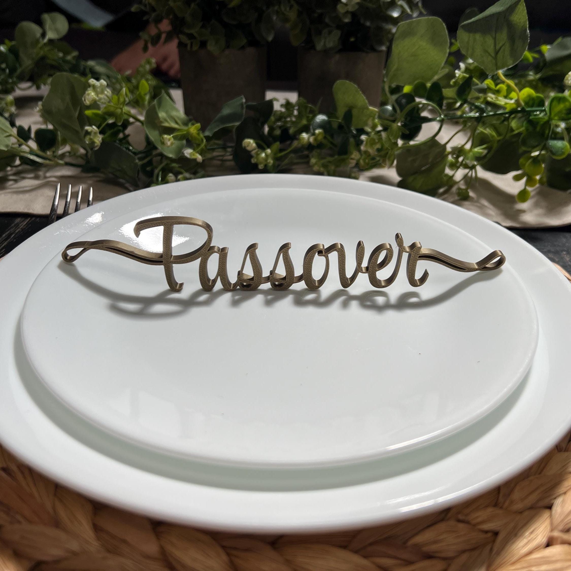 Passover Plate and Table Decor