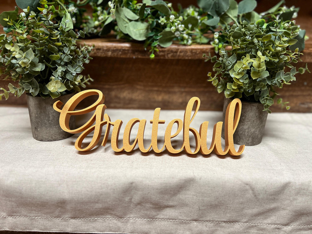 Freestanding Grateful Sign Decor