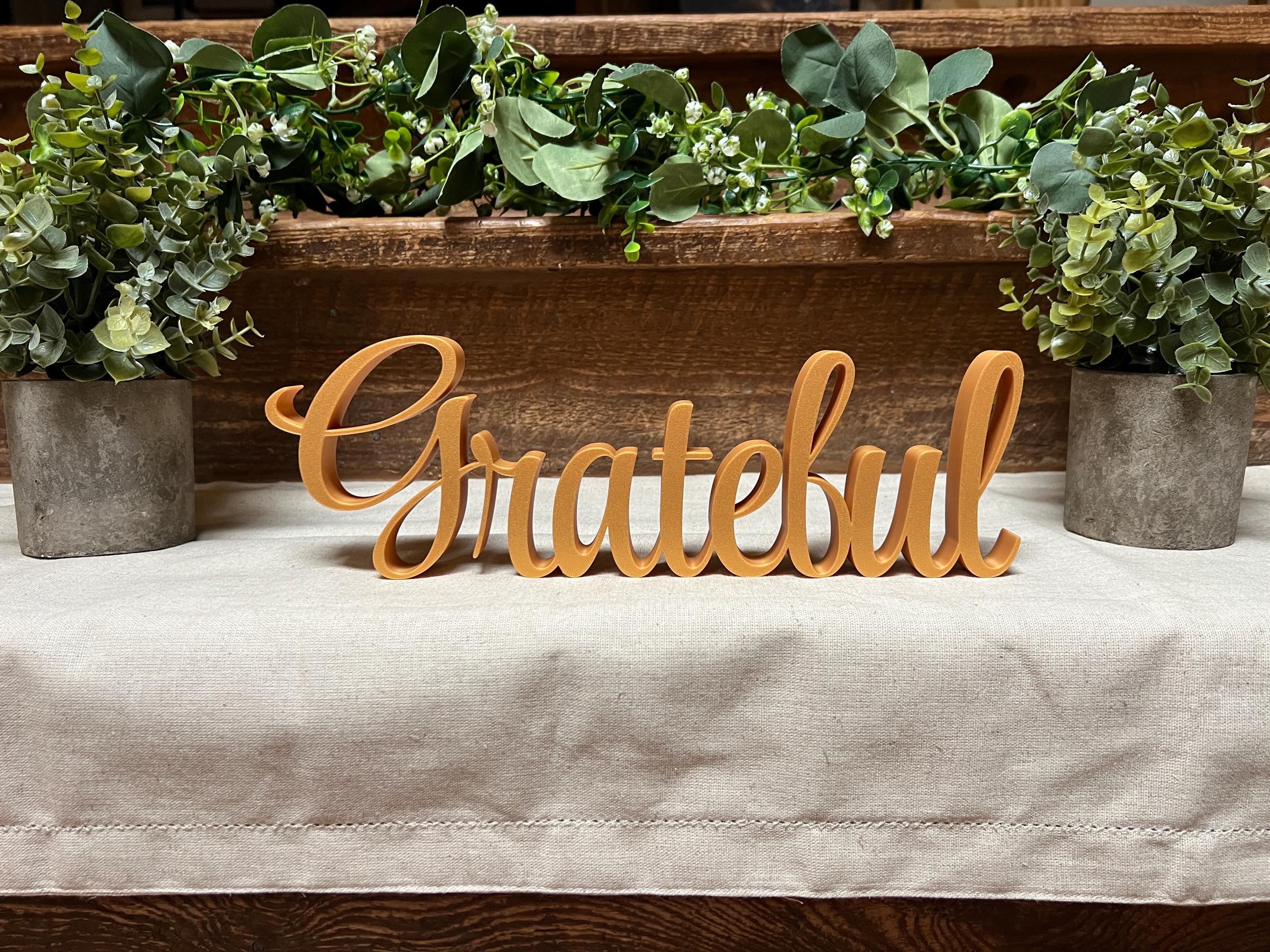 Freestanding Grateful Sign Decor